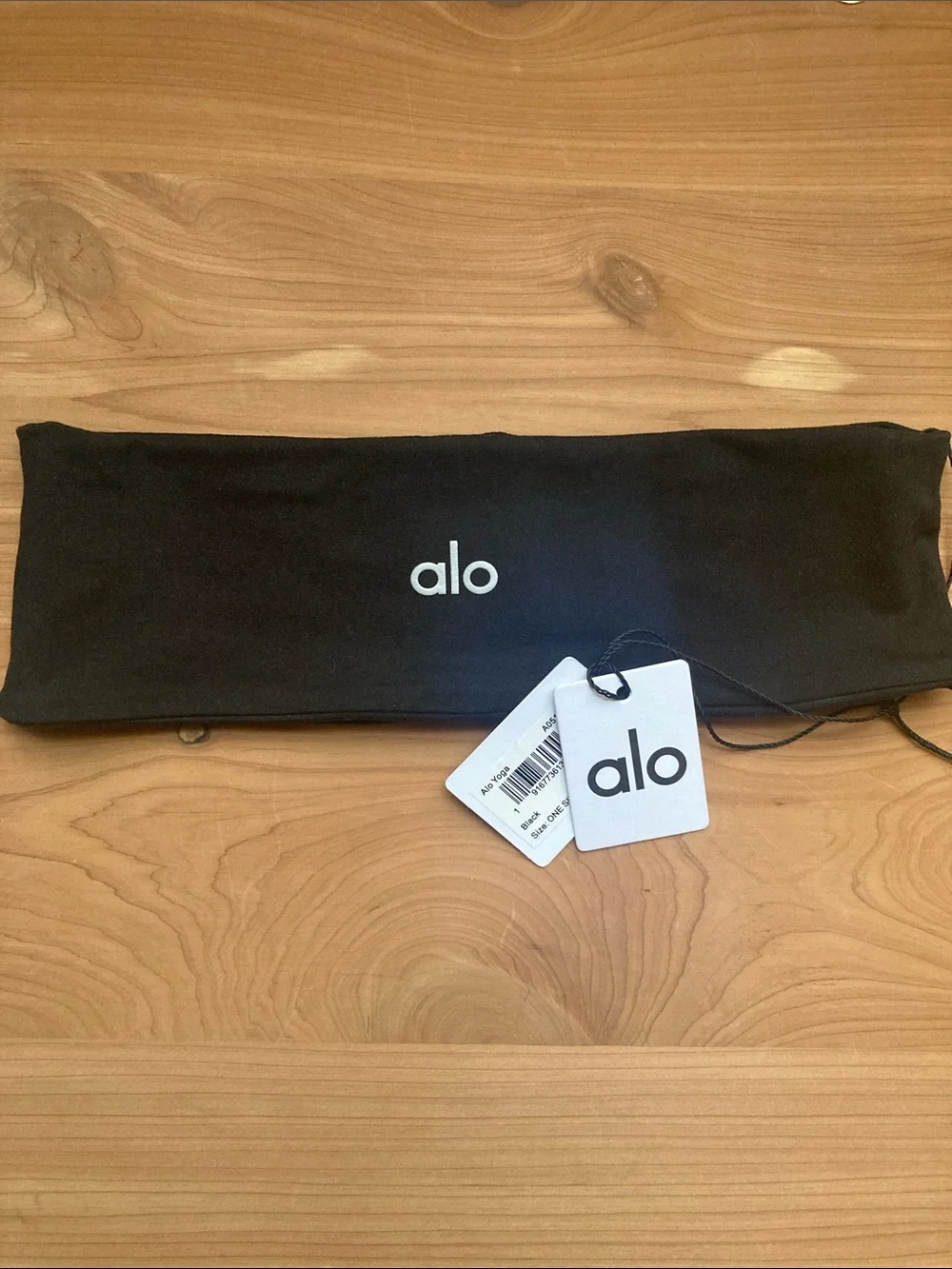 ALO Yoga Unisex Black Headband